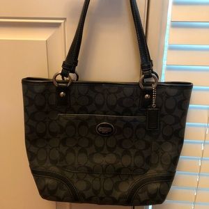 Coach signature medium tote